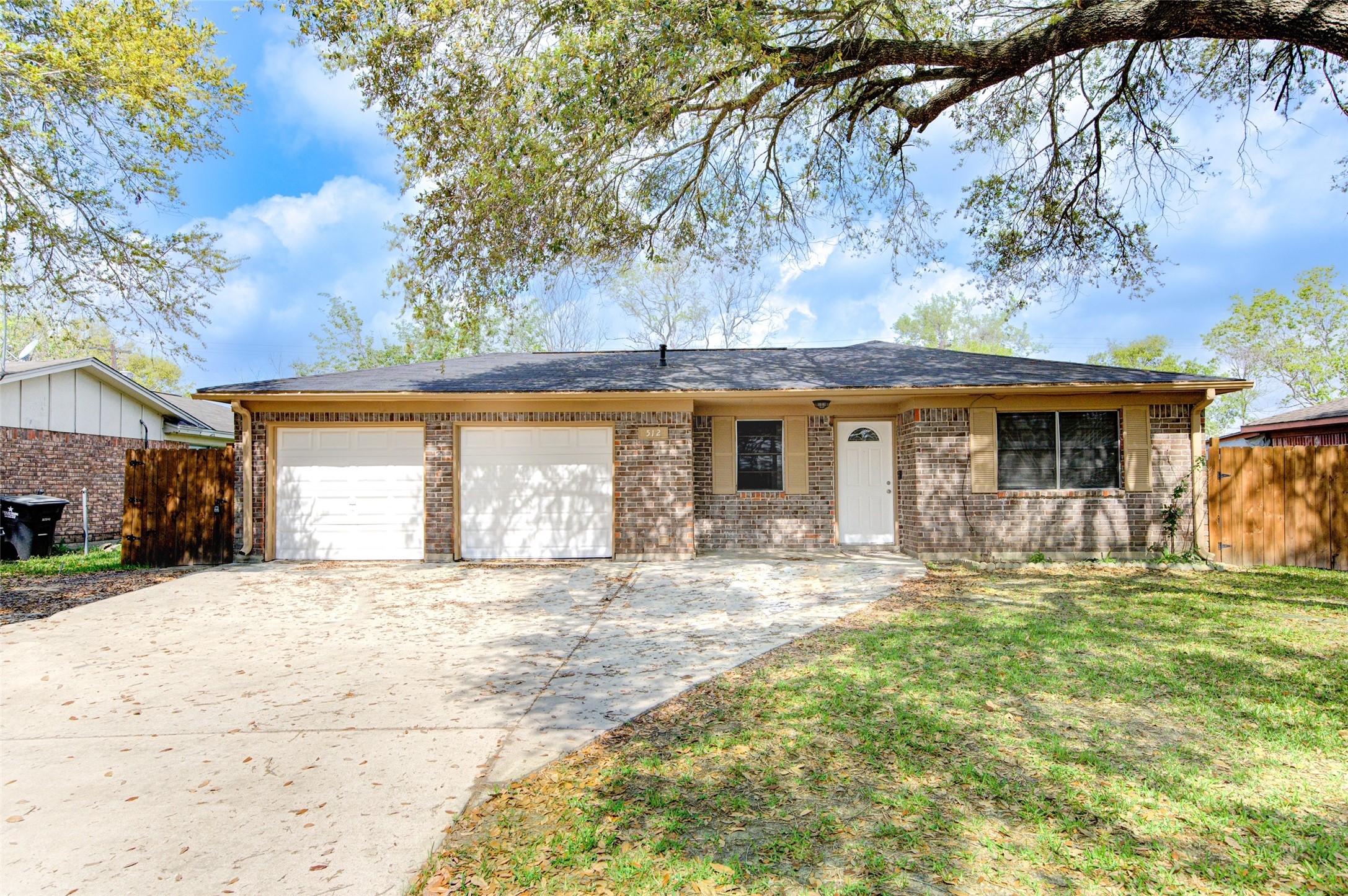 512 Linda Lane Alvin TX 77511