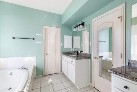 123 Burwell Road Highlands TX 77562