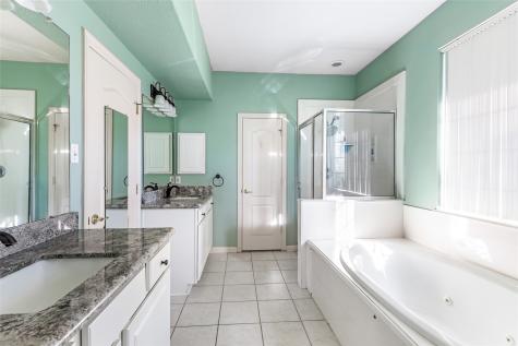 123 Burwell Road Highlands TX 77562