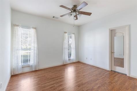 123 Burwell Road Highlands TX 77562