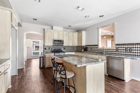 123 Burwell Road Highlands TX 77562
