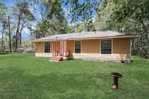 47 County Road 3891 N Cleveland TX 77328