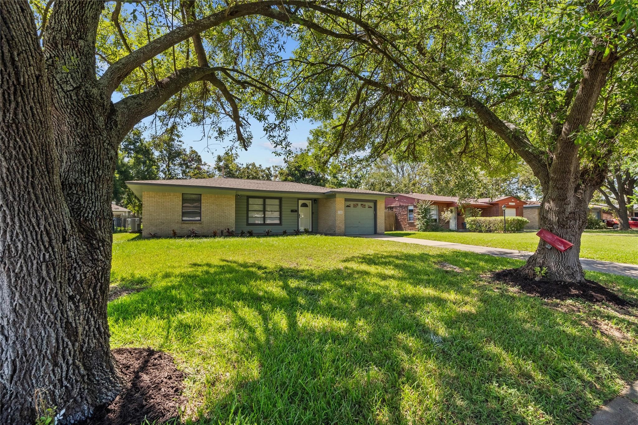 1701 15th Avenue N Texas City TX 77590