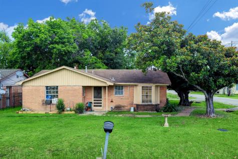 7819 Livingston Street Houston TX 77051