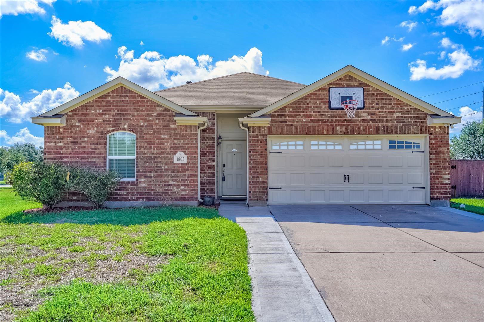 1803 Teal Run Place Drive Fresno TX 77545