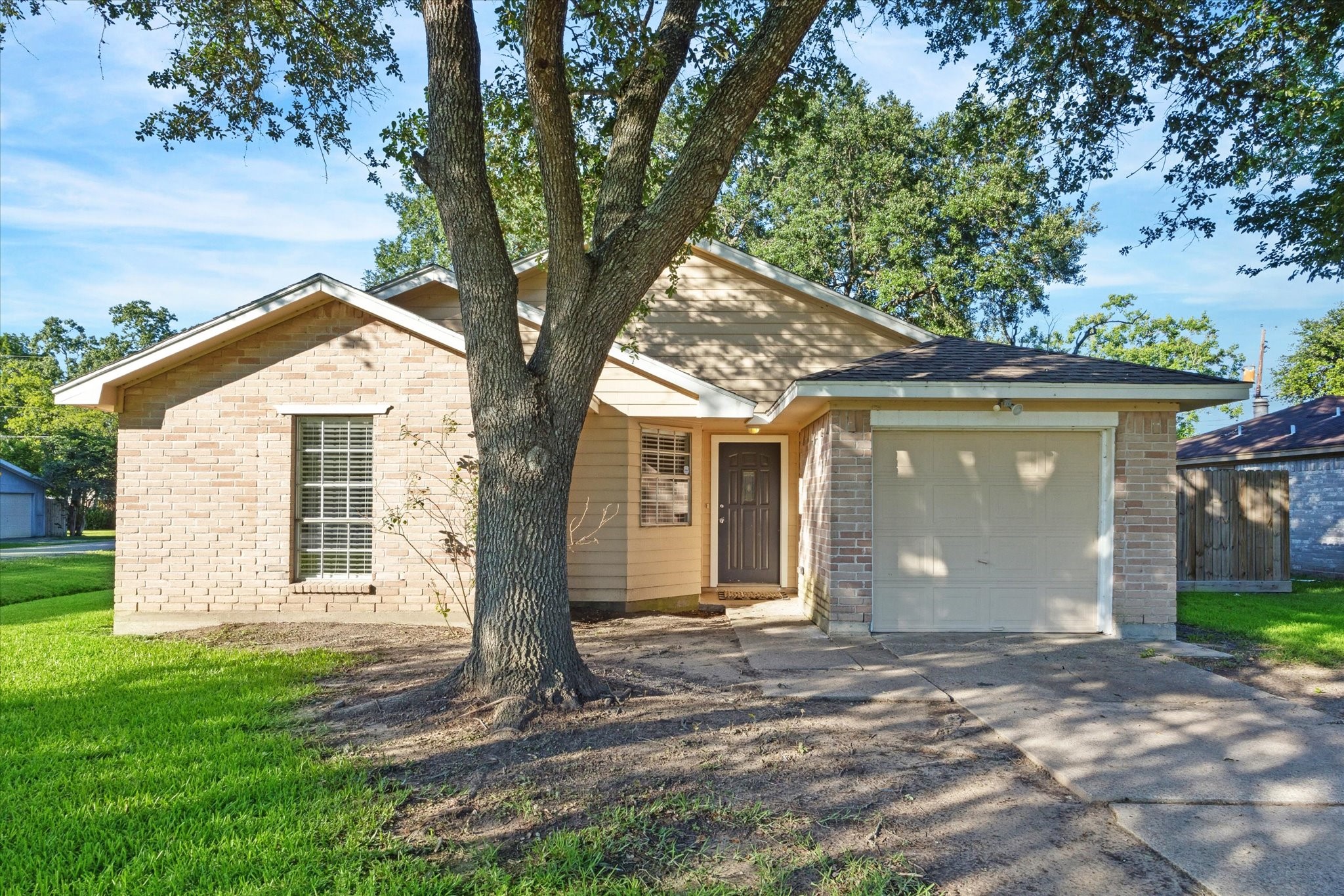 2901 Arkansas Avenue Dickinson TX 77539