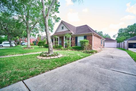5022 Moss Run Drive Missouri City TX 77459