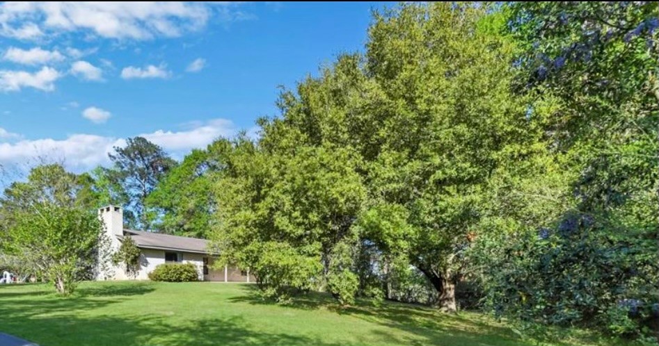 1709 Old Woodville Road Livingston TX 77351