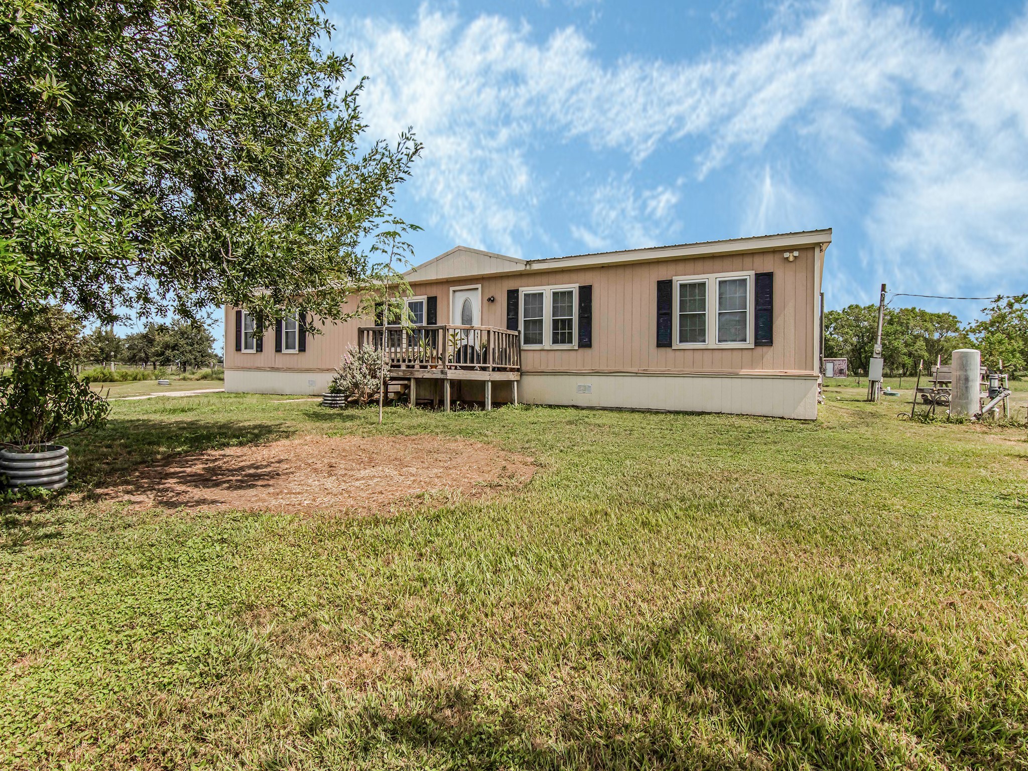 2234 Hopkins Road Beasley TX 77417