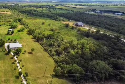 2234 Hopkins Road Beasley TX 77417