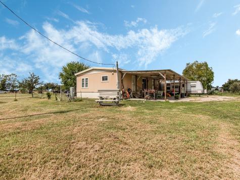 2234 Hopkins Road Beasley TX 77417