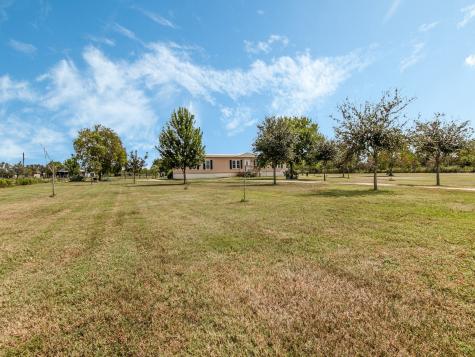 2234 Hopkins Road Beasley TX 77417