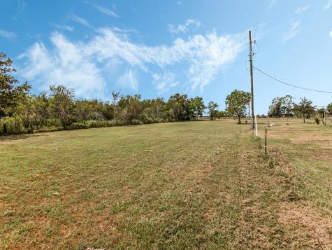 2234 Hopkins Road Beasley TX 77417