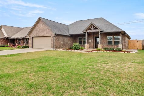 406 Lexington Avenue Clute TX 77531