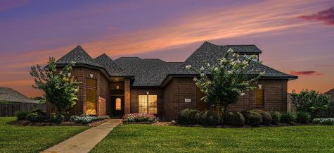 203 Moss Rose Lane Lake Jackson TX 77566