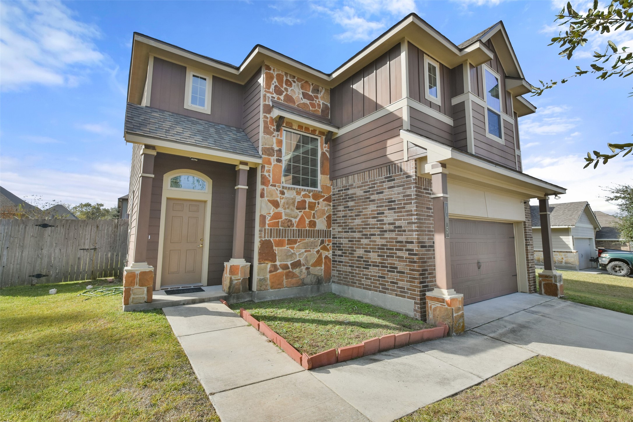 105 Red Deer Way Huntsville TX 77320