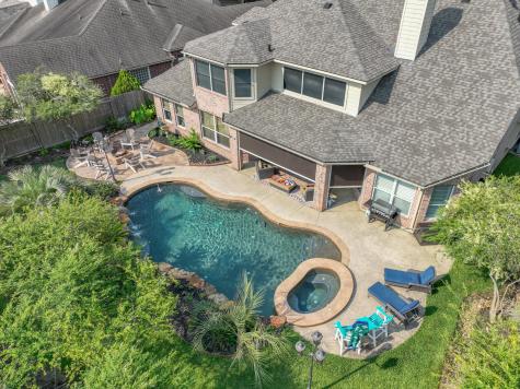1064 Cayman Bend Lane League City TX 77573