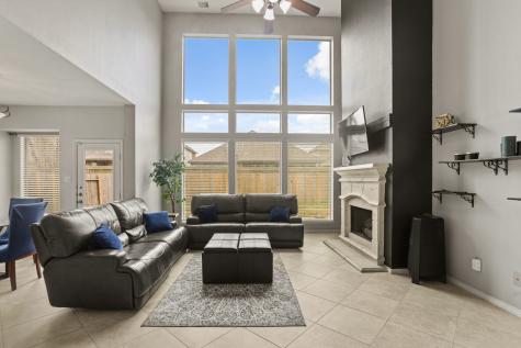 2803 Everhart Terrace Drive Fresno TX 77545
