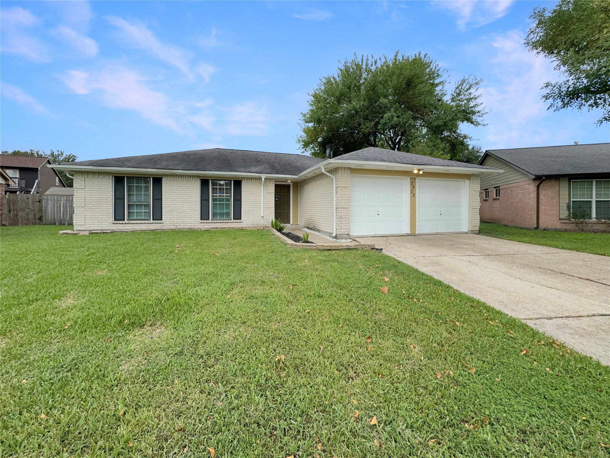 7923 Hiawatha Street Baytown TX 77521