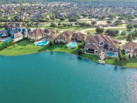 14 Ivy Bend Lane Sugar Land TX 77479