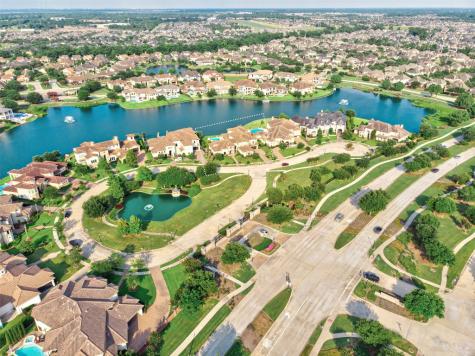 14 Ivy Bend Lane Sugar Land TX 77479