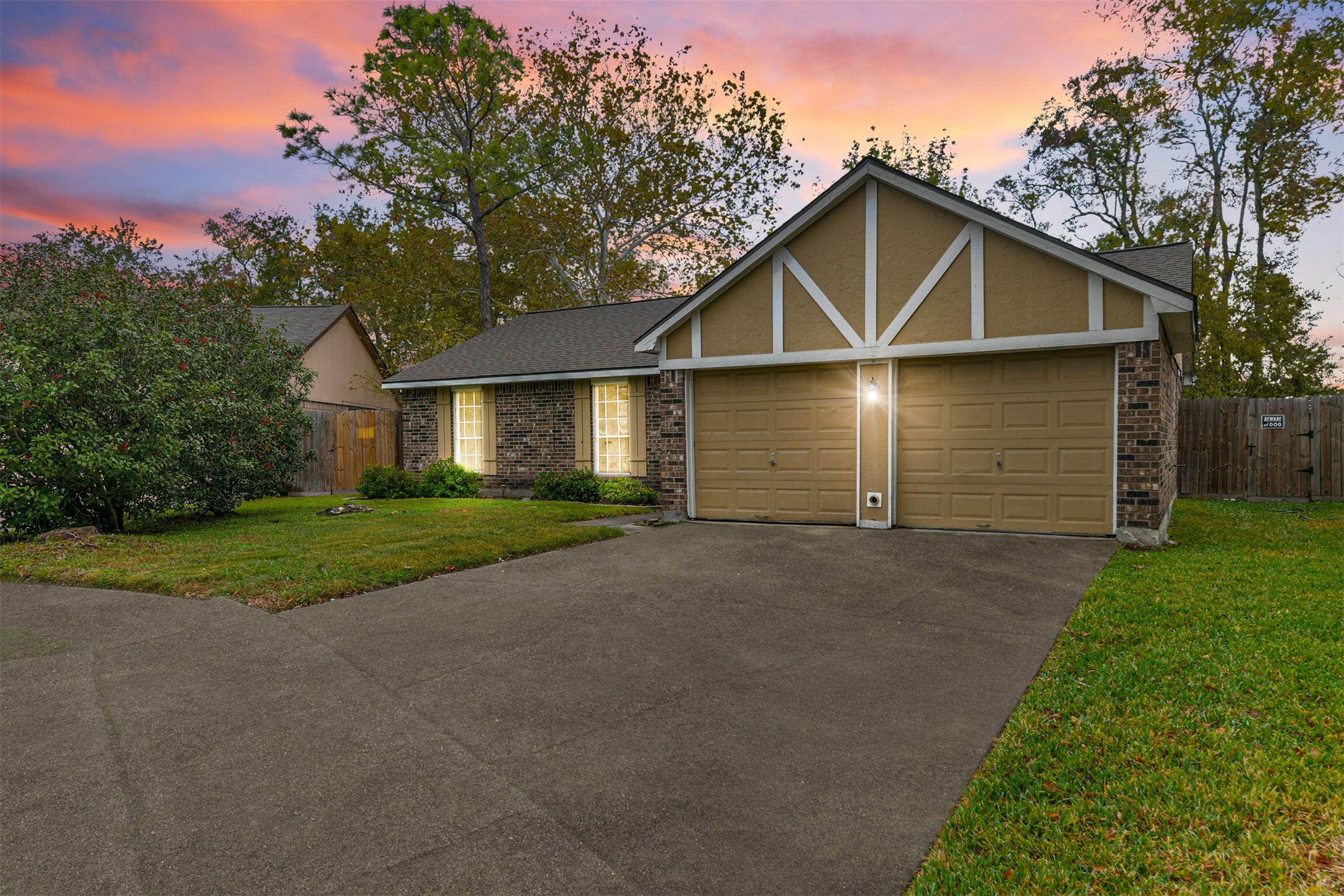 104 Greenshire Drive League City TX 77573
