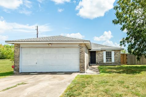 272 Austin Street Angleton TX 77515