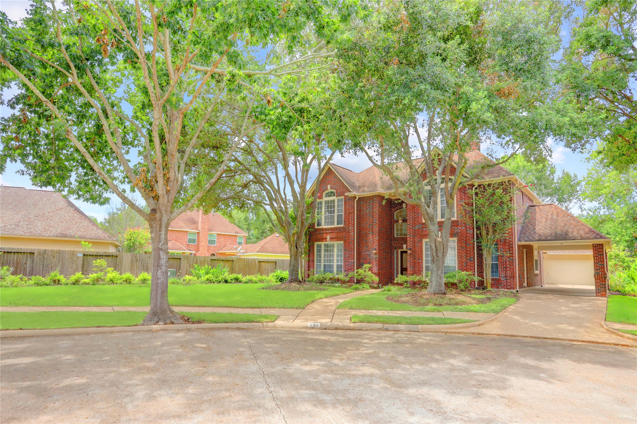802 Whitby Court Sugar Land TX 77479