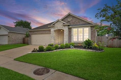 10006 Deer Track Court Houston TX 77064