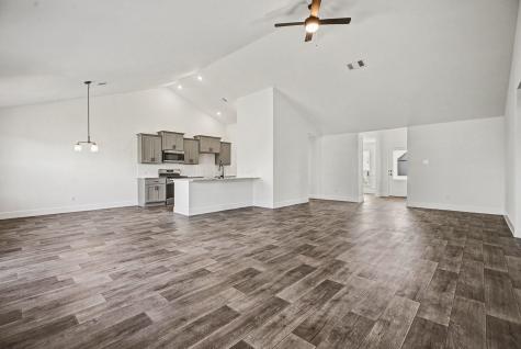 2 Keystone Court Angleton TX 77515