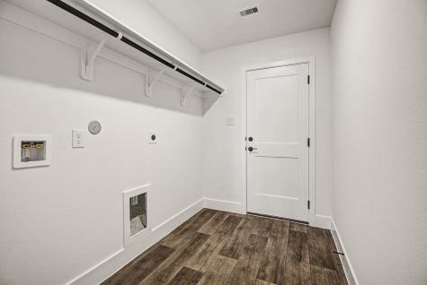 2 Keystone Court Angleton TX 77515