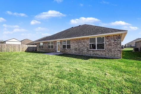 2 Keystone Court Angleton TX 77515