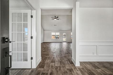 2 Keystone Court Angleton TX 77515