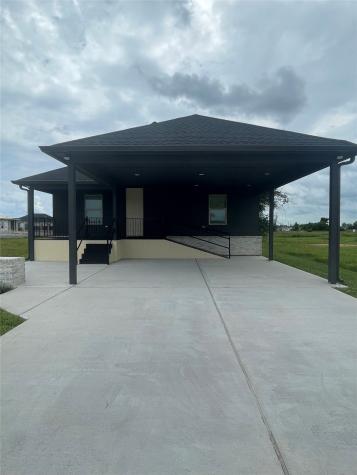 1089 Road 5709 Cleveland TX 77327