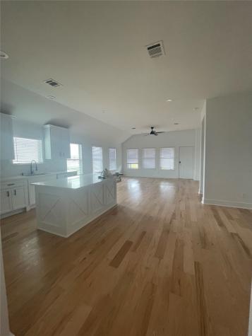 1089 Road 5709 Cleveland TX 77327