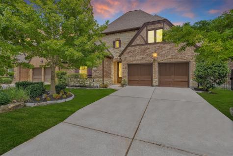 54 N Lochwood Way Tomball TX 77375