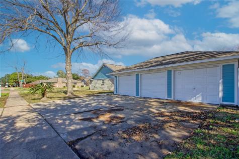 5229 Glenvalley Drive La Porte TX 77571