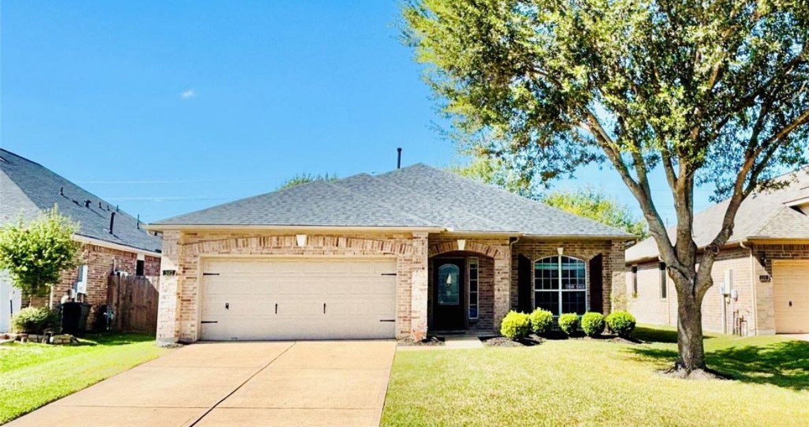 523 Burham Lane League City TX 77573
