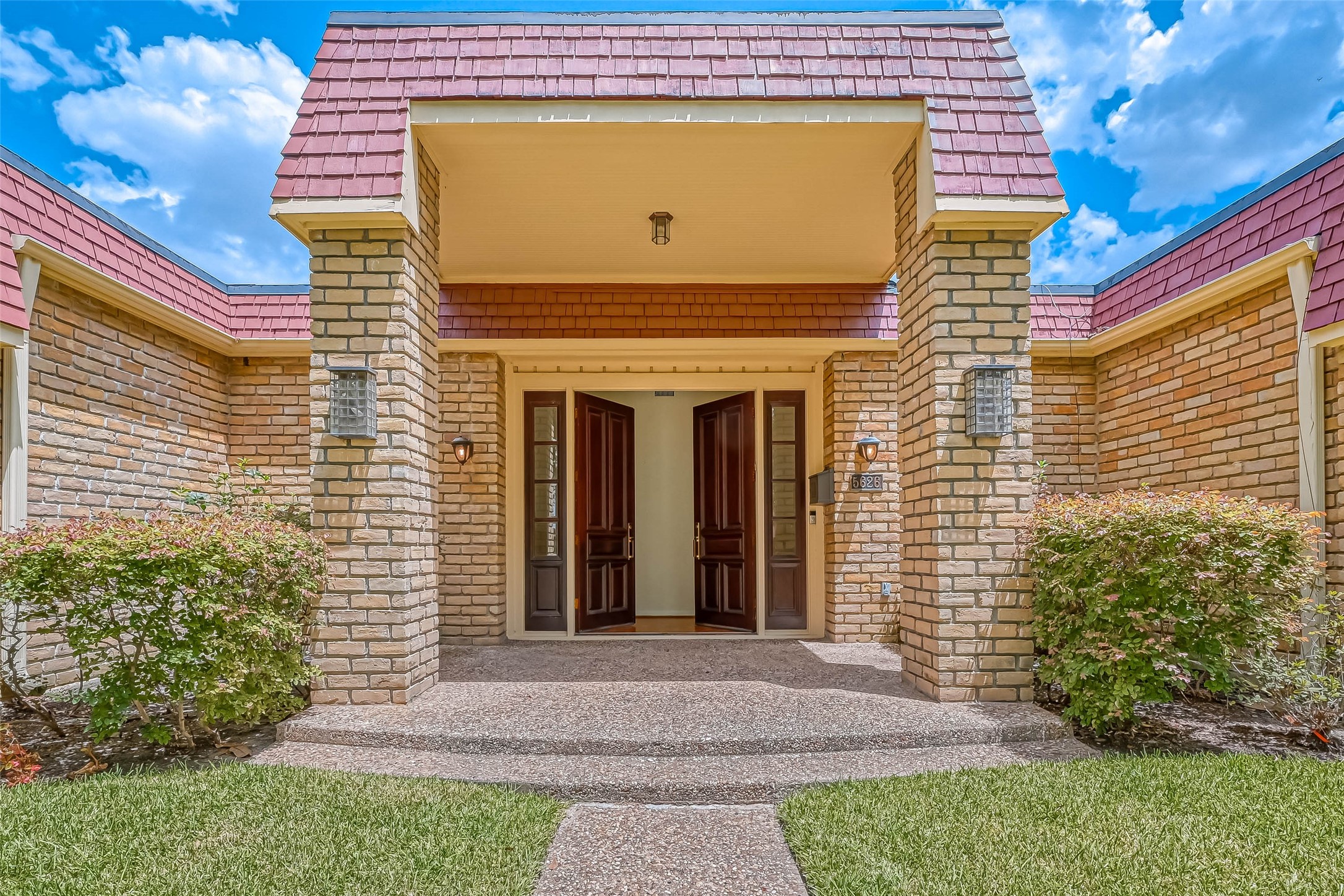 5626 Jackwood Street Houston TX 77096
