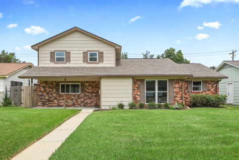 221 Helen Drive Deer Park TX 77536