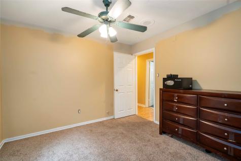 5602 Thrush Drive Houston TX 77033