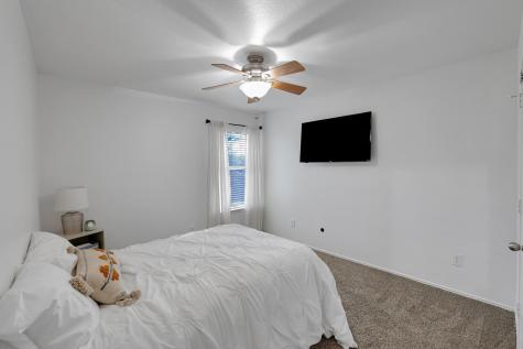 8227 Montego Bay Drive Mont Belvieu TX 77523