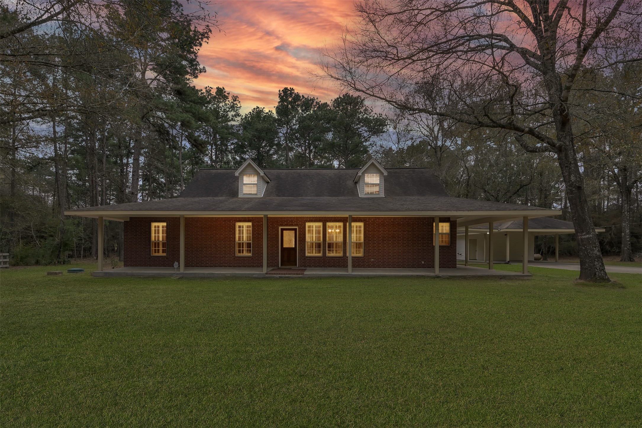 5423 Country Court Magnolia TX 77354