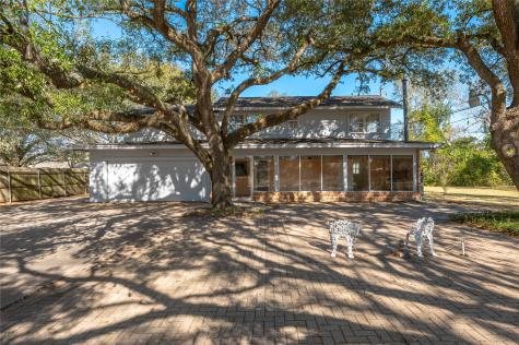 1423 N Wharton Street El Campo TX 77437