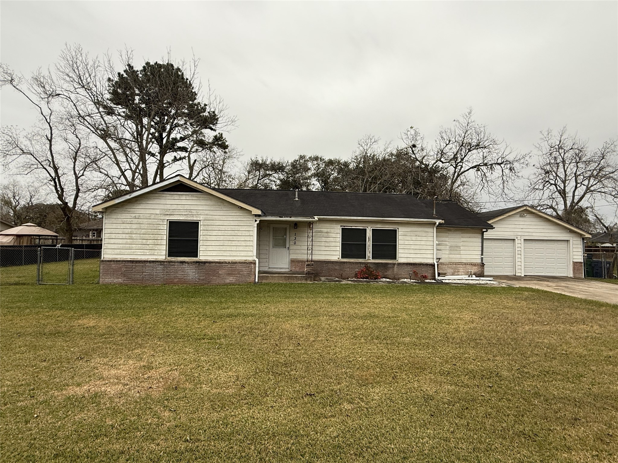 130 E Phillips Road Angleton TX 77515