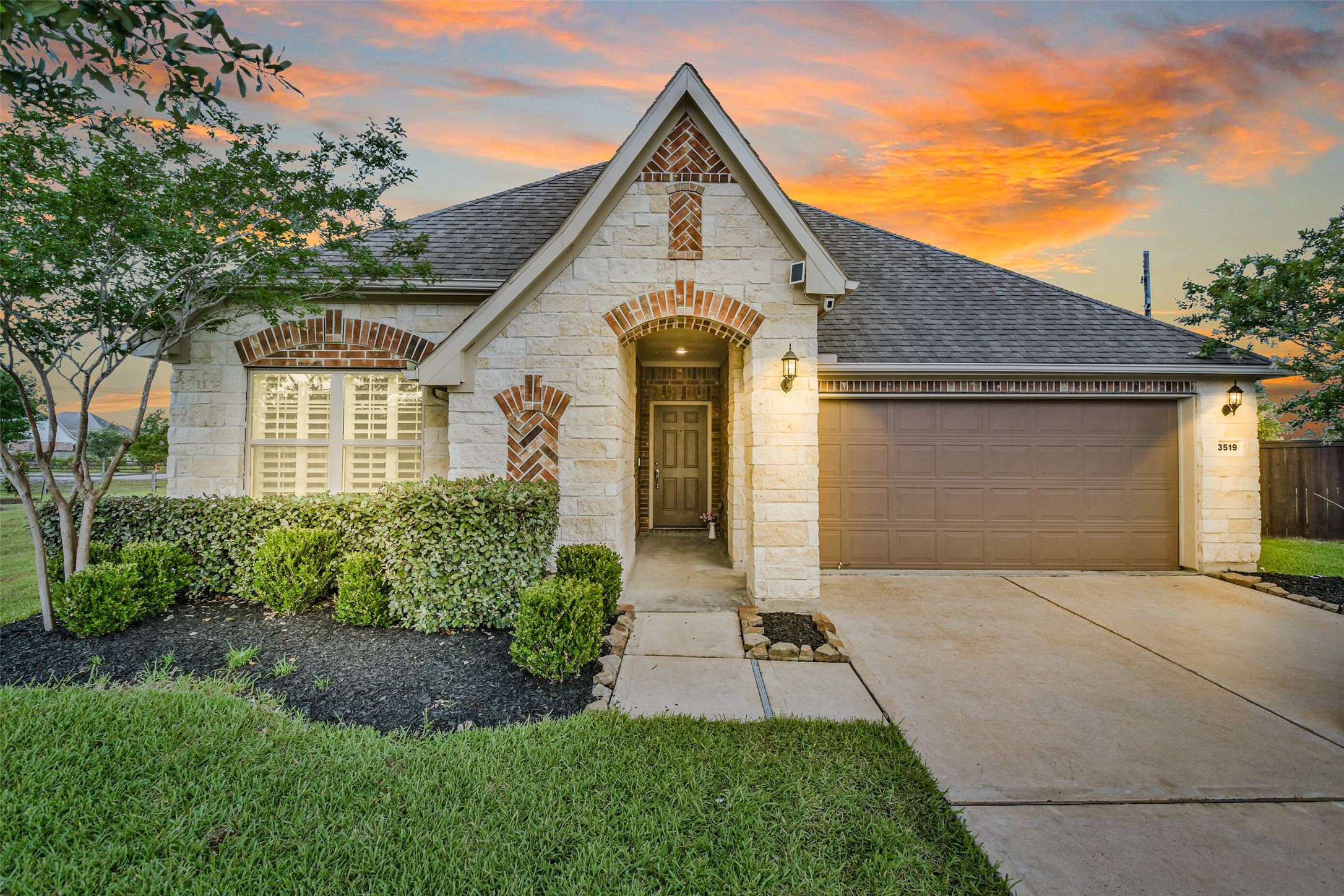 3519 Waverly Springs Lane Pearland TX 77581