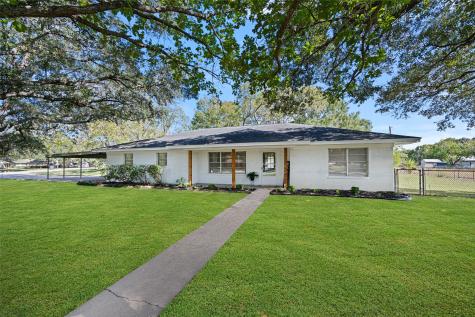 388 Delbur Street El Campo TX 77437