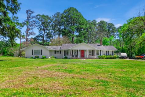 708 Old Highway 35 N Livingston TX 77351