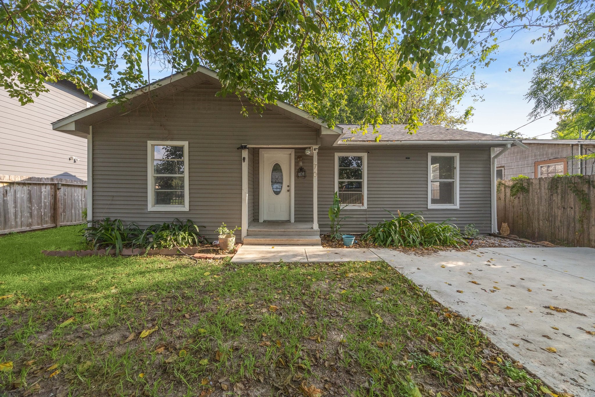 70 Burress Street Houston TX 77022