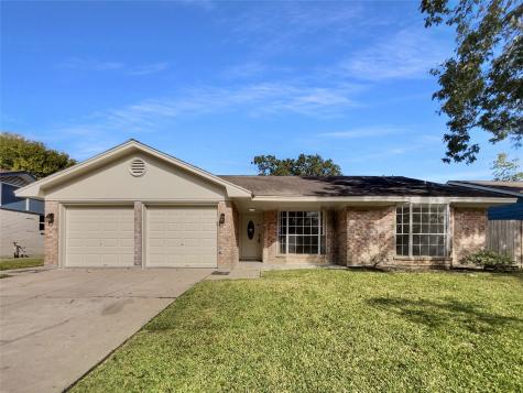 2006 Williamsburg Court S League City TX 77573